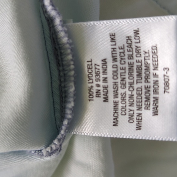 A.N.A. Woman's Jeans Button Down Ombre Shirt - Picture 6 of 7